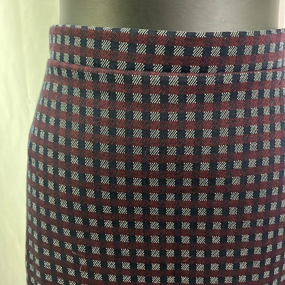 Ann Taylor Navy & Burgundy Plaid Ruffle Hem Pencil Skirt